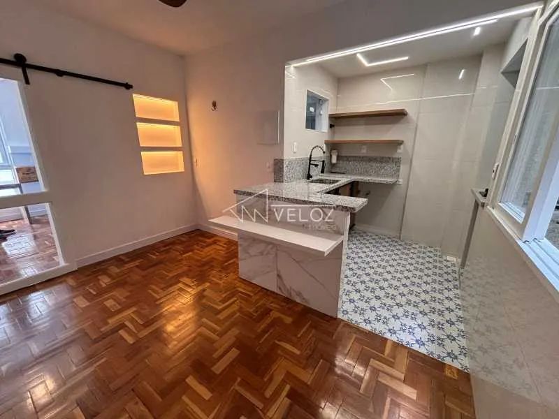 Apartamento : / Residencial / Centro - Foto 2
