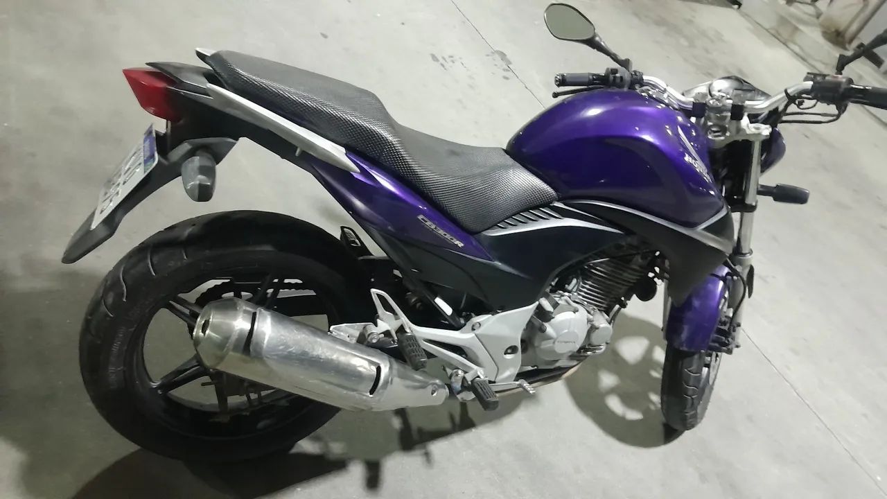 CB300R 2011  - Foto 3