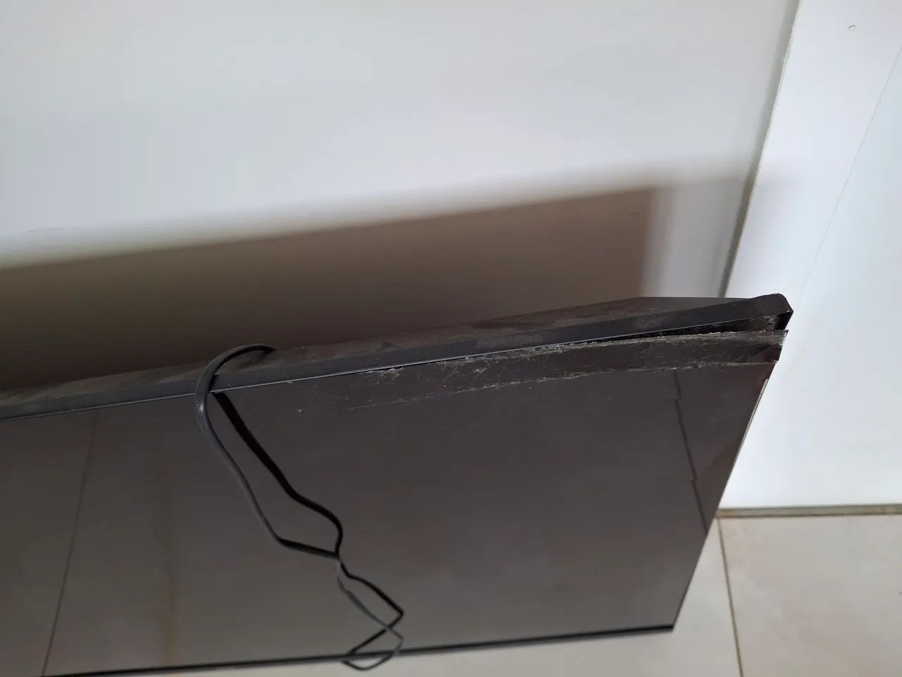 SmartTV Phillips 50 polegadas - Quebrada - Foto 2