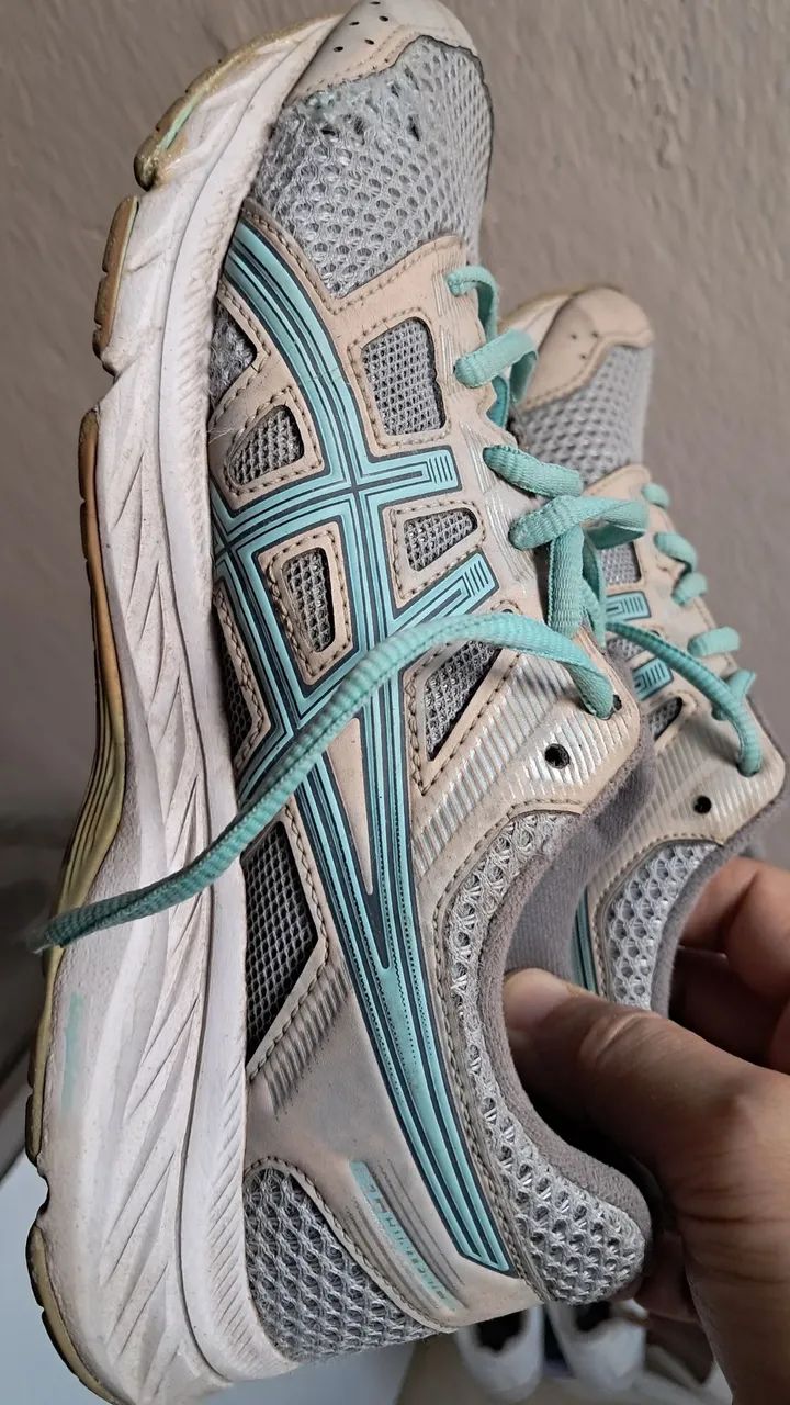 Tenis tamanho 35