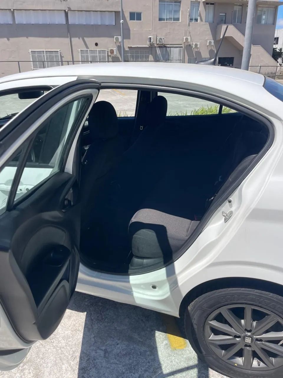 Fiat Cronos Drive 1.3 8V Flex 2023 - Foto 5