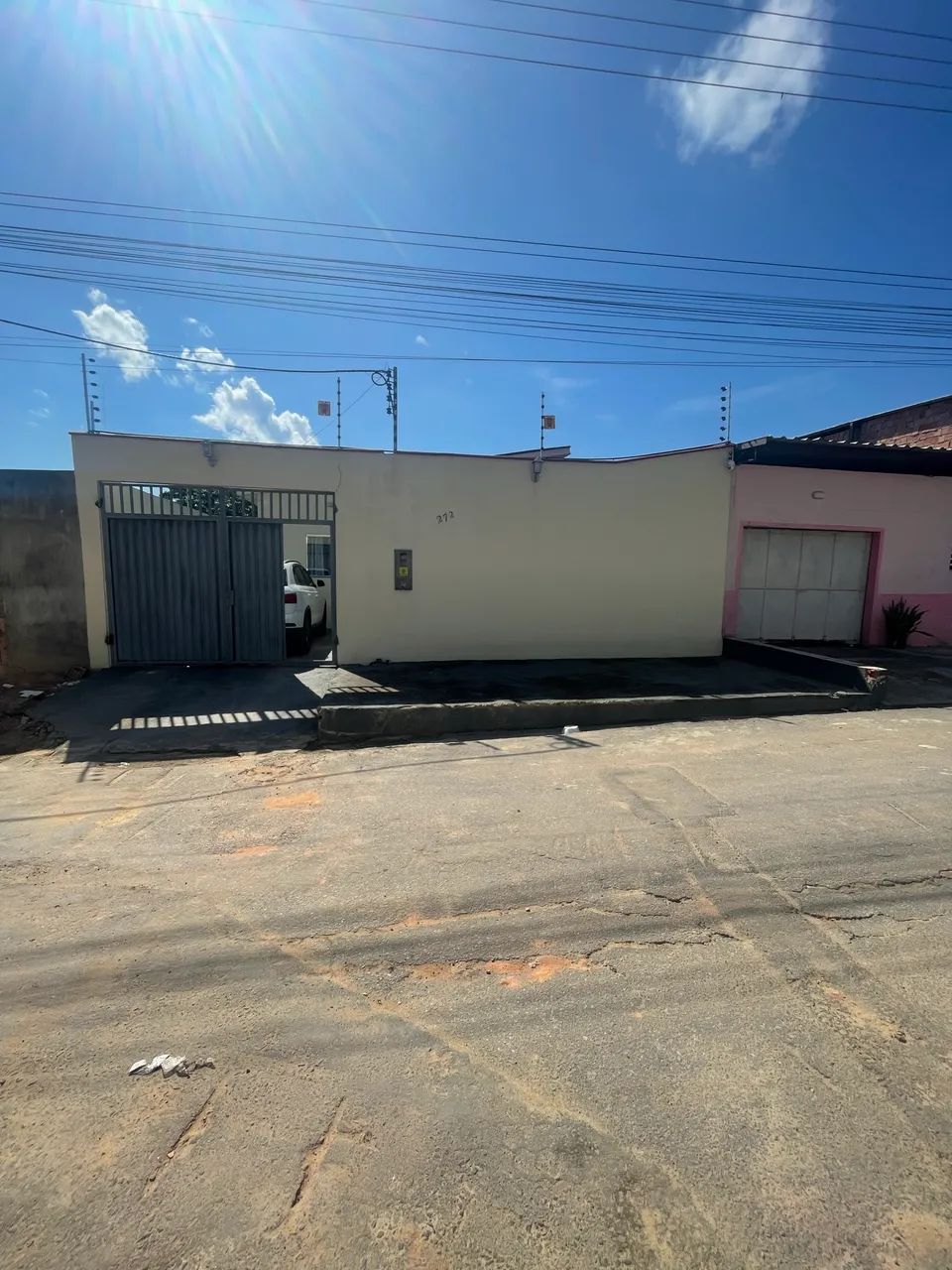 CASA NOVA - 03 QTS. - CLIMATIZADA !!!