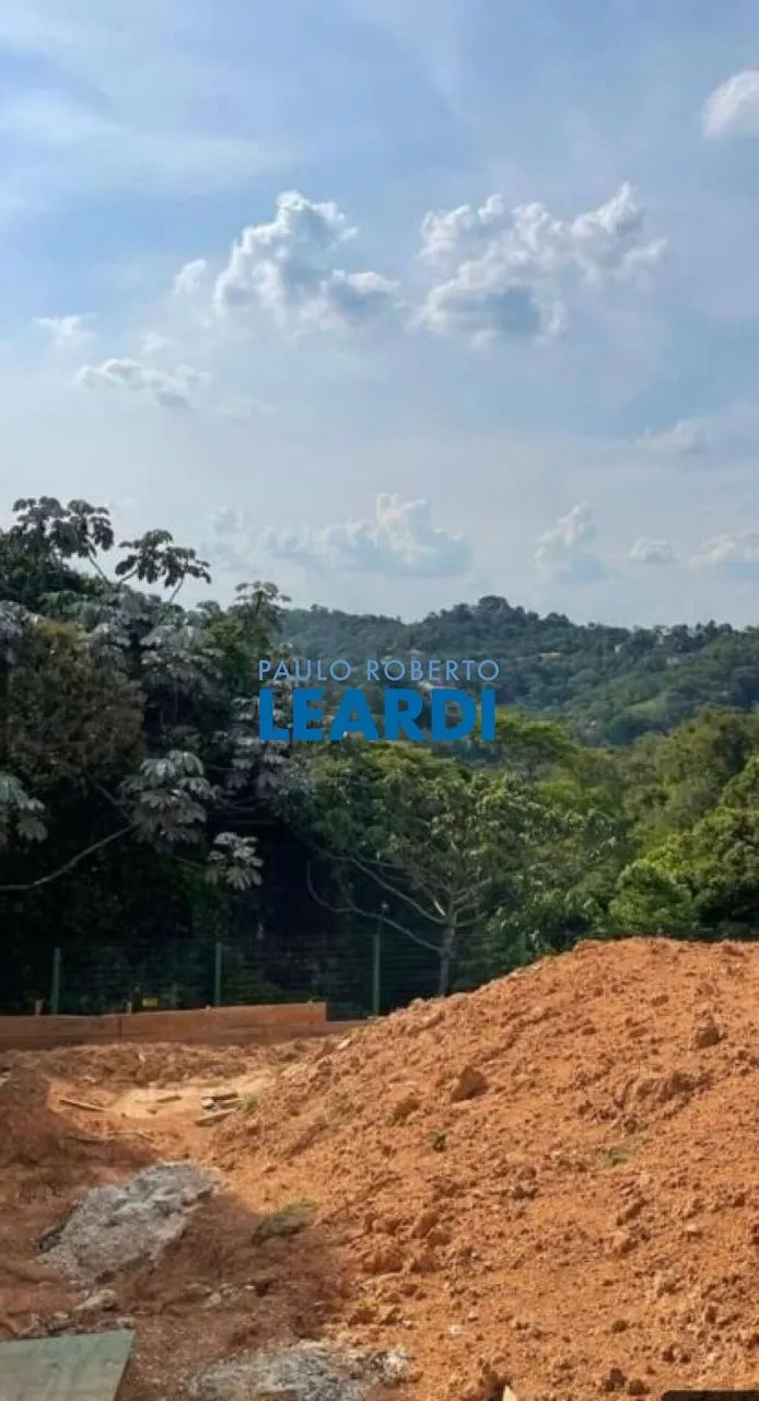 TERRENO EM CONDOMÍNIO - ALPHAVILLE - SP