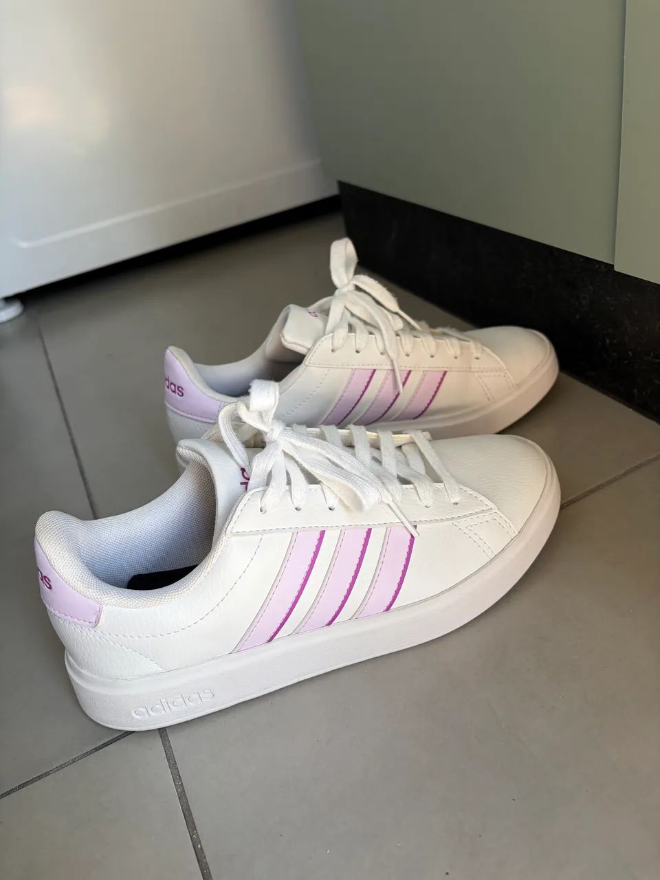 Tênis Adidas 34 - Foto 3