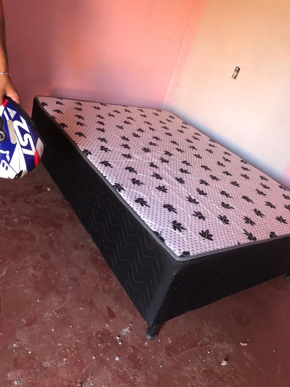 Cama semi nova 1 mês de uso - Foto 3