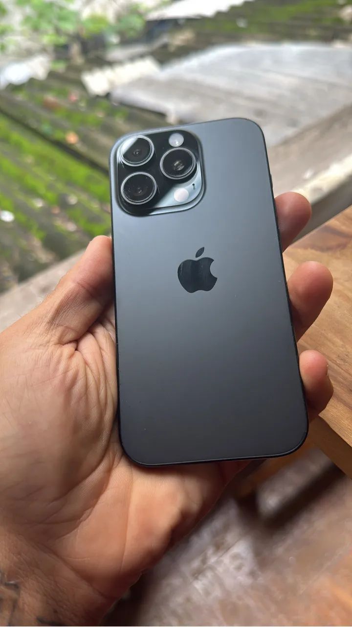 iPhone 16 pro 128 gb  - Foto 2