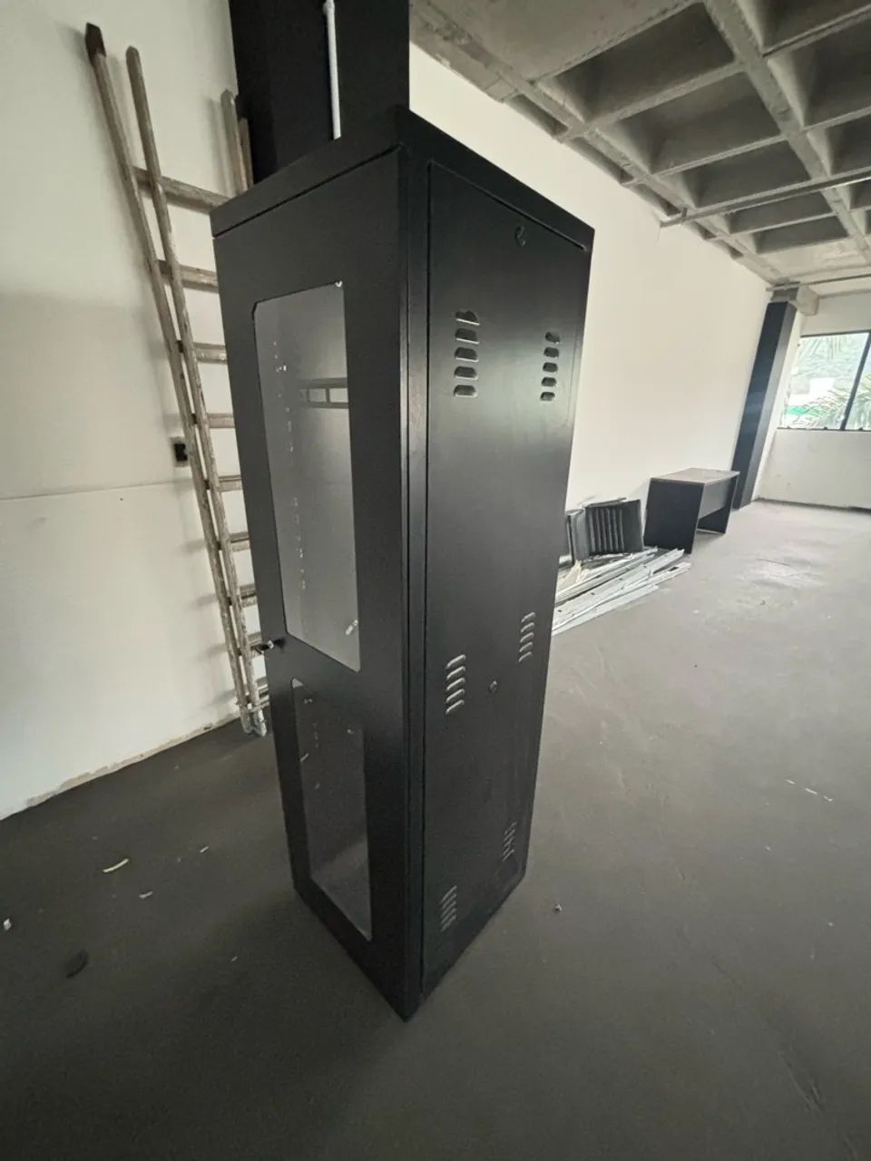 Rack servidor e switch tplink