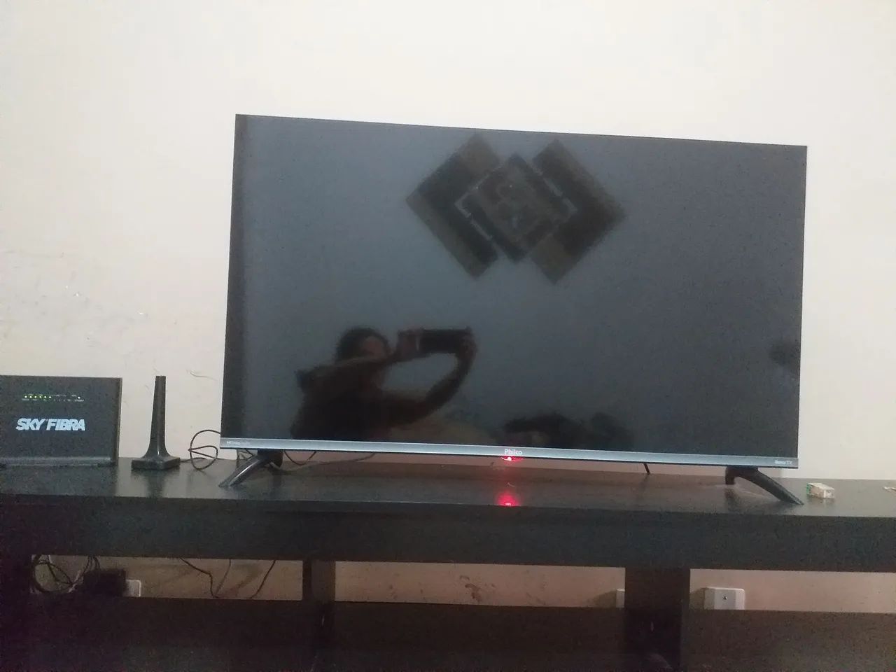 TV 40" Philco com Roku