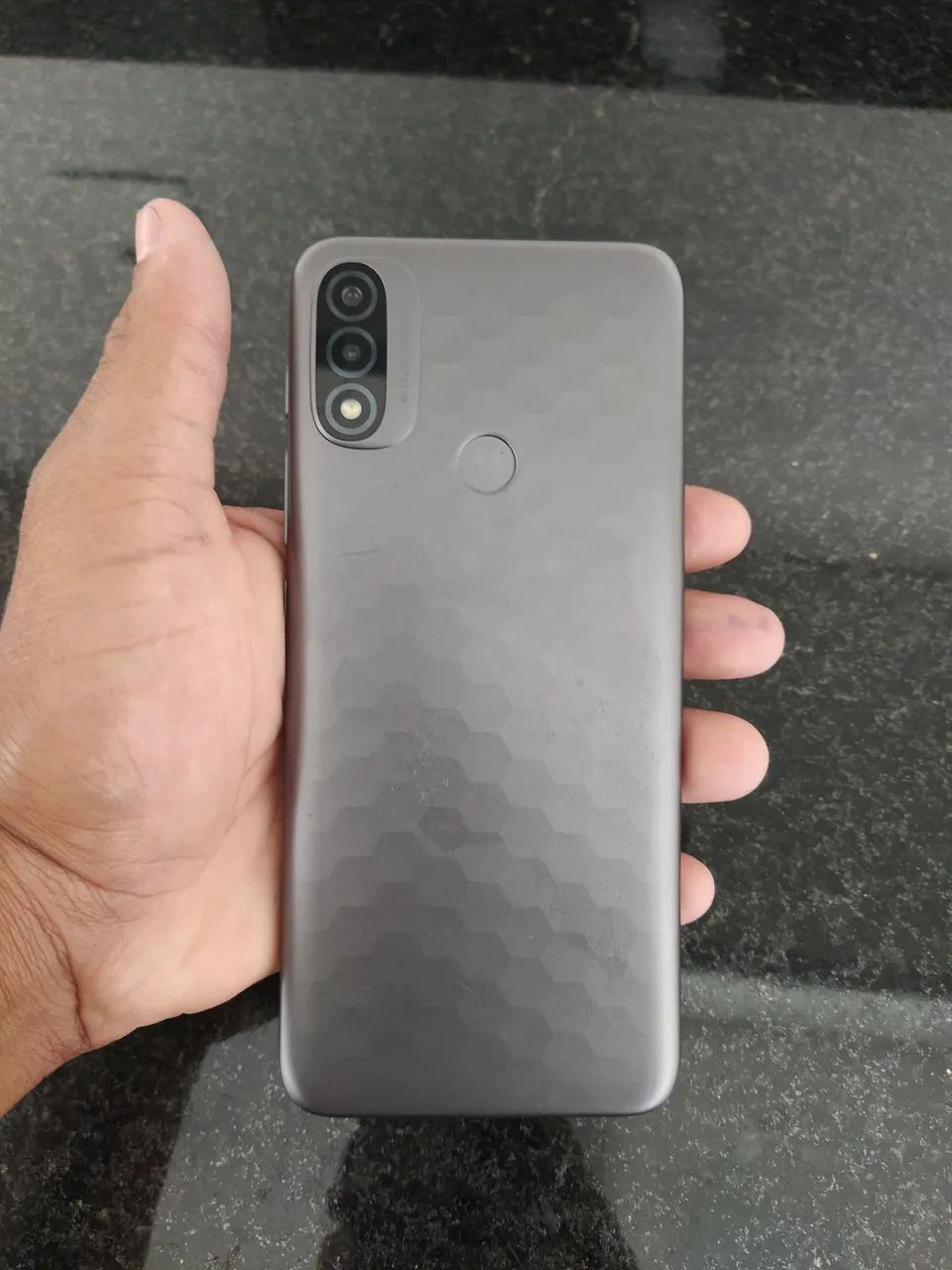 Moto e20 ótimo estado de conservação  - Foto 3