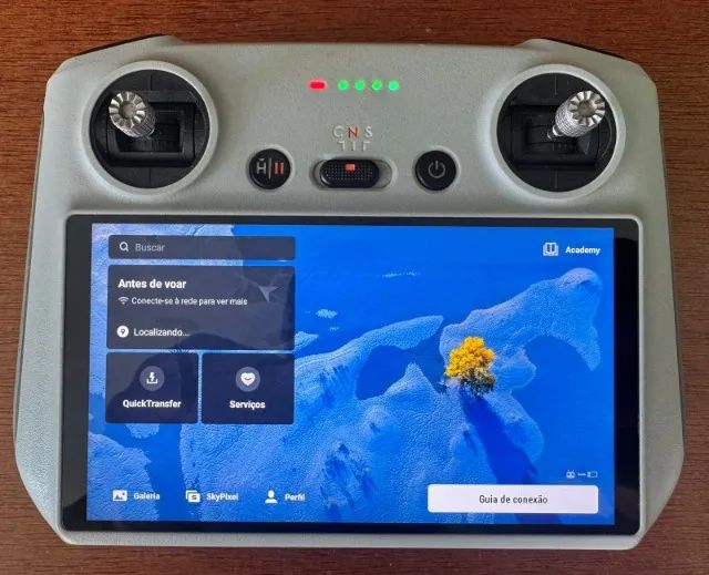 DJI RC COM TELA EM PERFEITO ESTADO