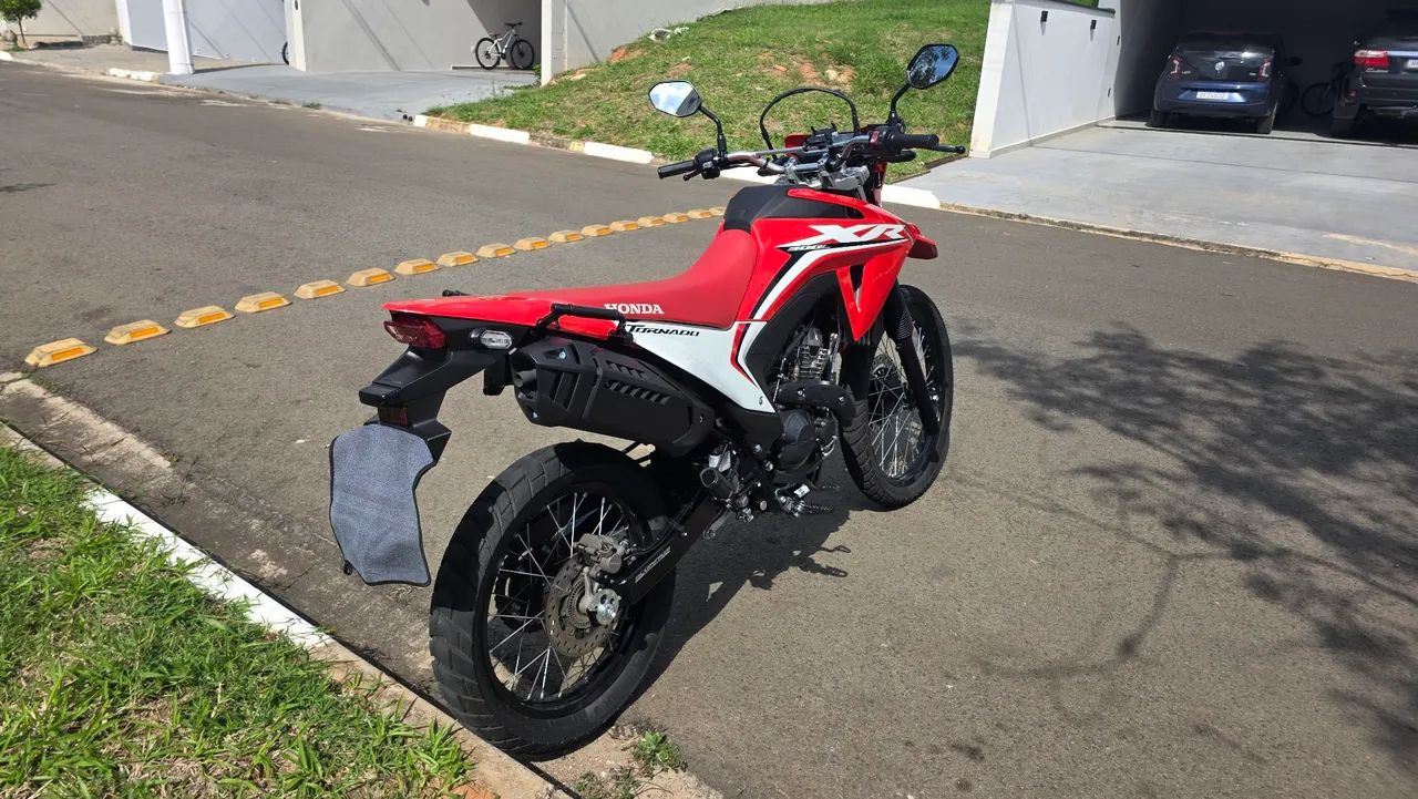 Honda Tornado 300 2025 - Foto 4