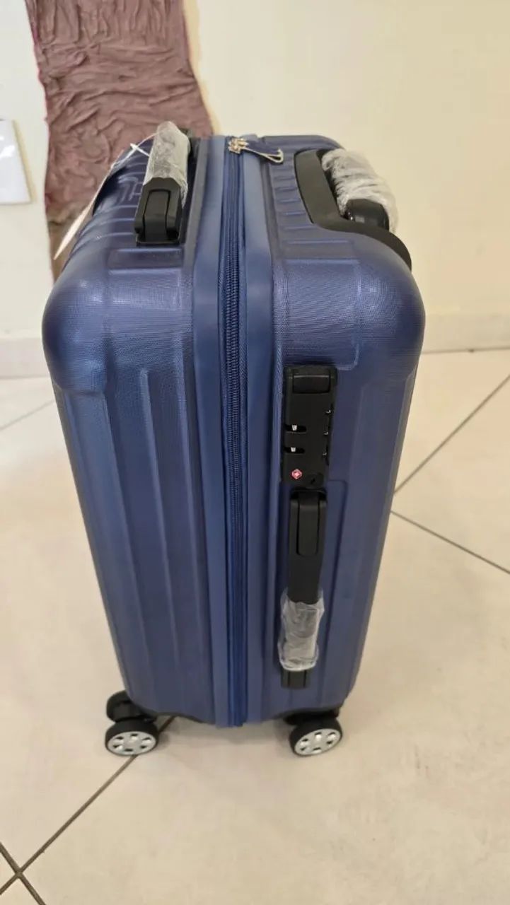 Mala de bordo luxo Schutz Nova com Etiqueta  - Foto 3