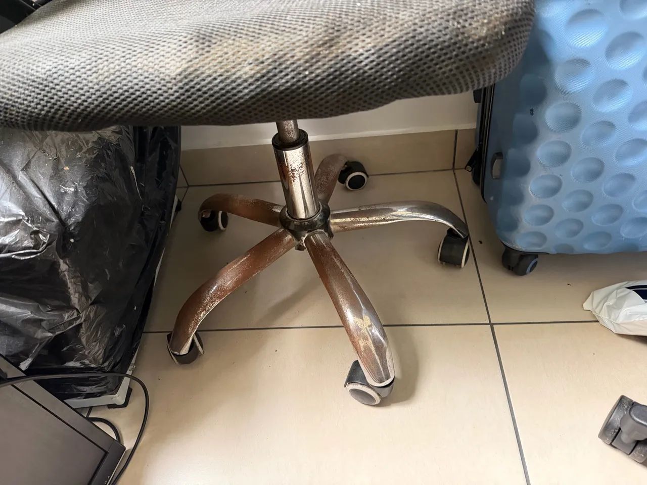 Cadeira giratória  - Foto 2