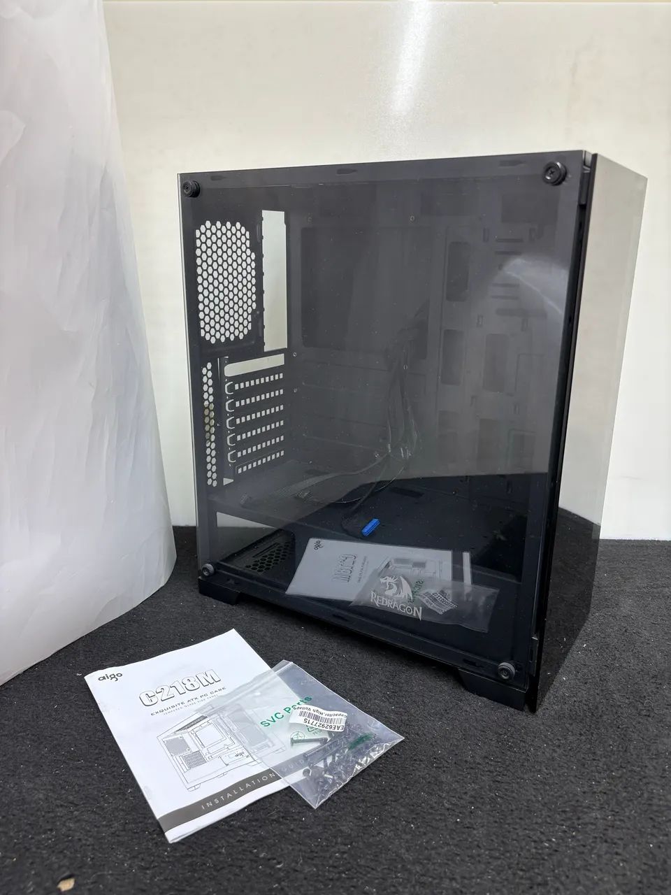 Gabinete para PC Gamer Aigo C218m