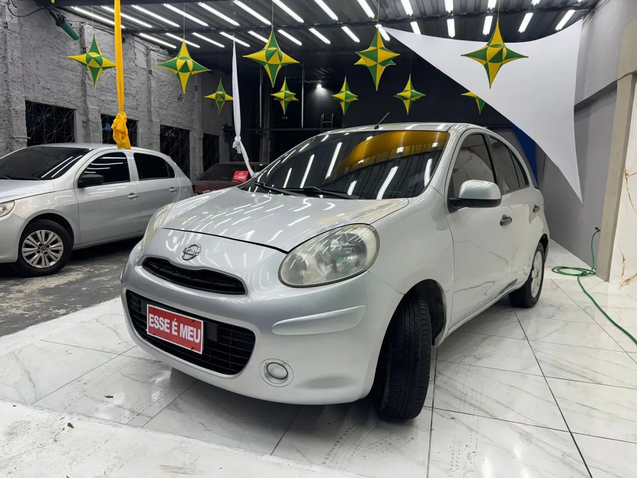 Nissan March 2013