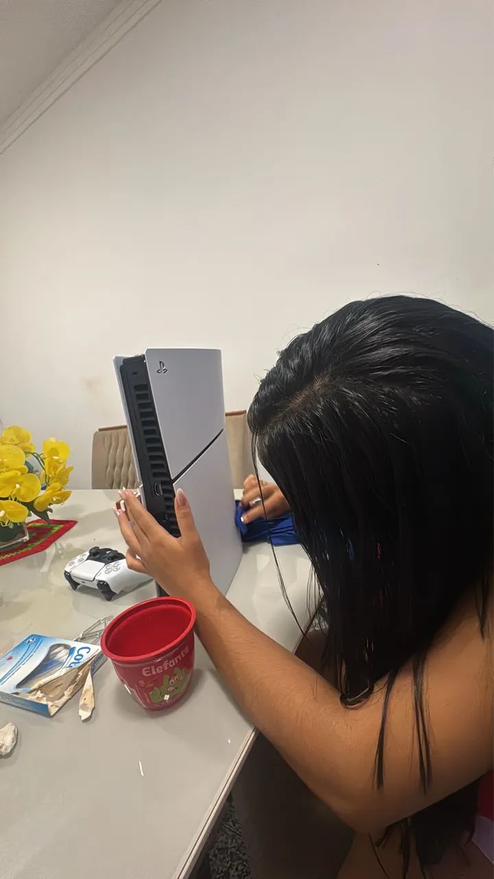 PlayStation 5 slim 1T com leitor  - Foto 4