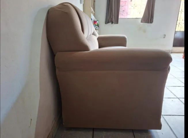 Sofá de três lugares  - Foto 3