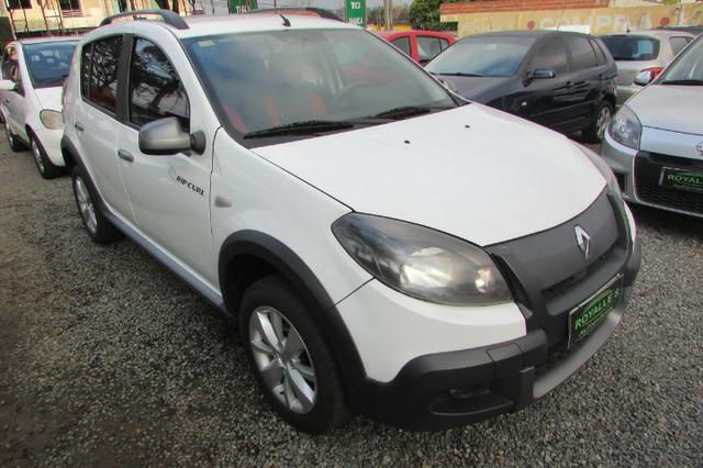Renault sandero 48x997 sem entrada stepway rip curl impecavel 2012 - Foto 2