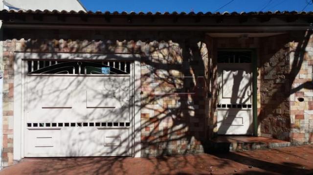 Casa à venda com 3 dormitórios em Vila bandeirantes, Aracatuba cod:V77321
