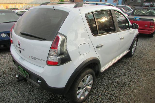 Renault sandero 48x997 sem entrada stepway rip curl impecavel 2012 - Foto 5