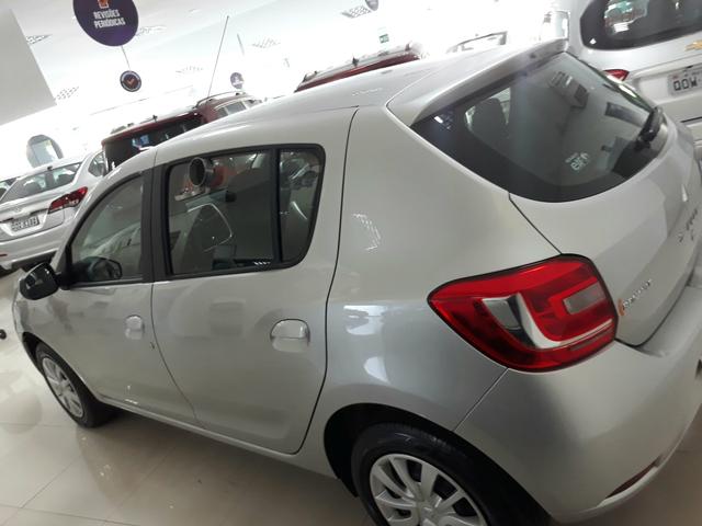 Sandero modelo 2019 1.6 Expression, ipva pago 2019 pago! - Foto 6