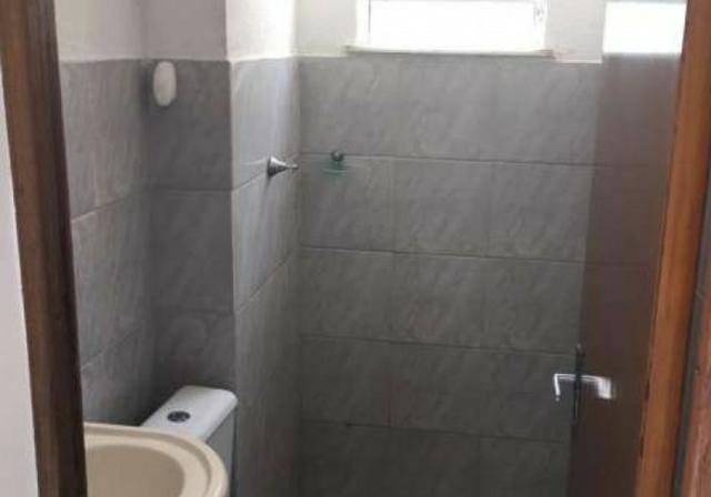Apartamento na est. de Ribamar, com 2 quarto, um banheiro, cozinha, área de serviço, sala - Foto 4