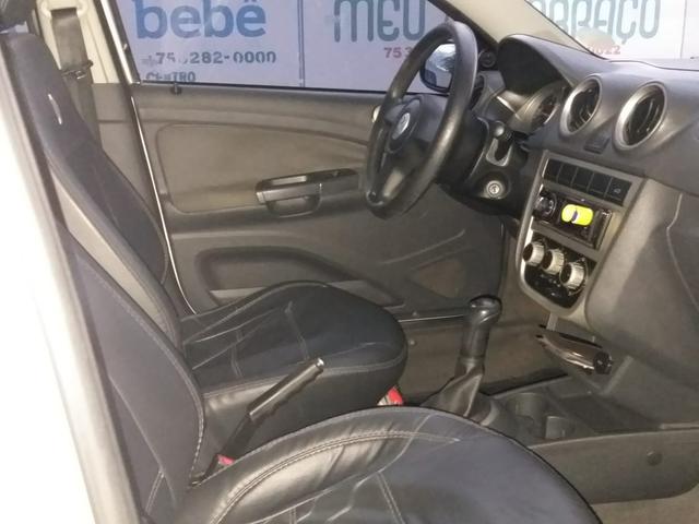 Carro voyage 1.6 - Foto 2