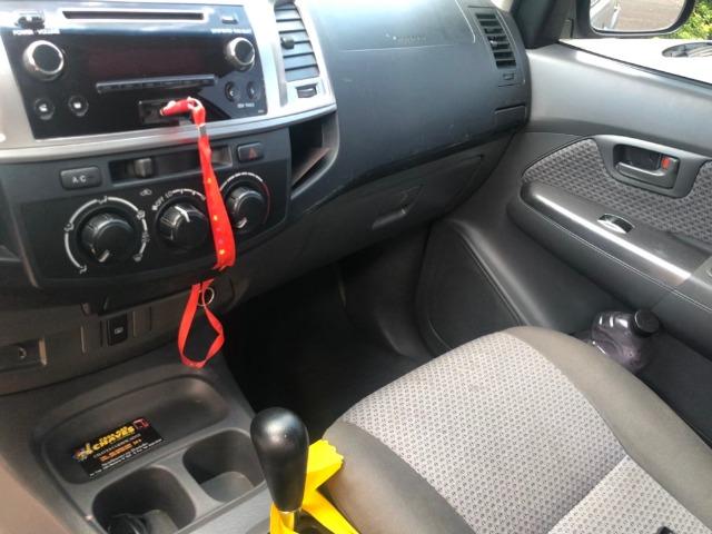 Hilux 4x2 SR automática 15/15 - Foto 2