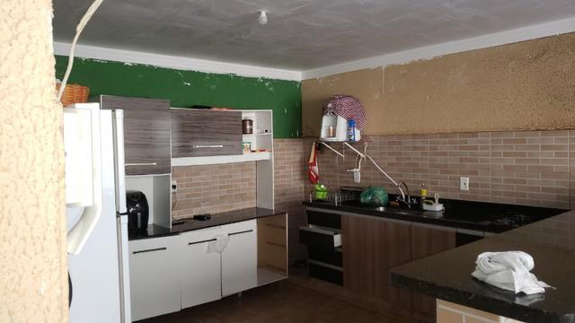 Depósito de gás com residência com piscina no fundo - Foto 11
