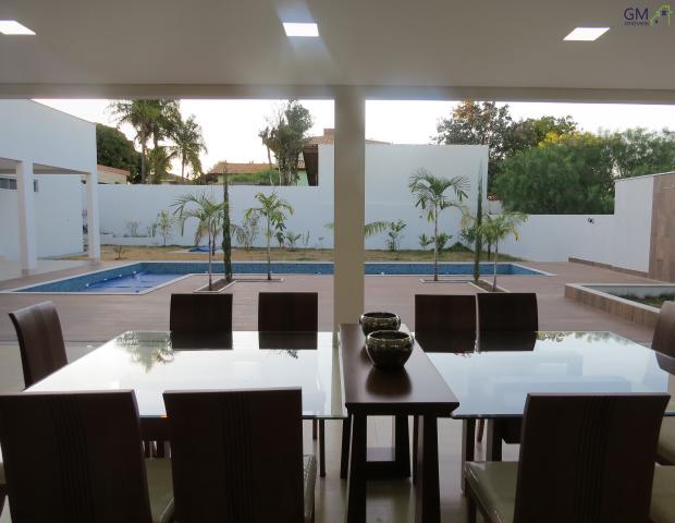 Casa a venda / Condomínio Solar de Athenas / 4 Suítes / Churrasqueira / Piscina / Moderna