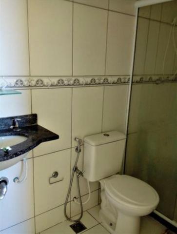 Lauro 2/4 com suíte no Centro próximo aos Correios - Foto 8