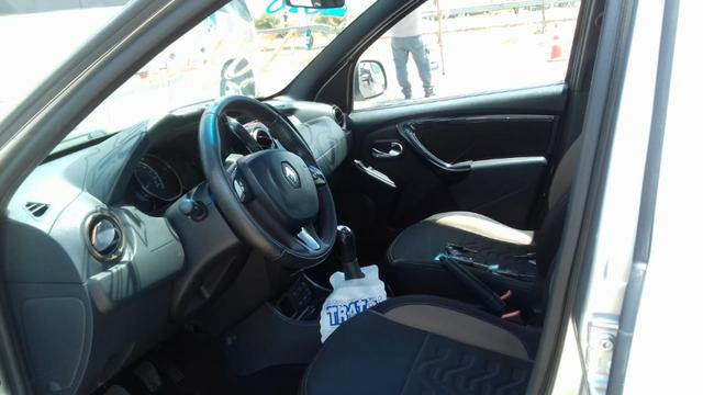 Duster 1.6 Dakar 2015 - Foto 10