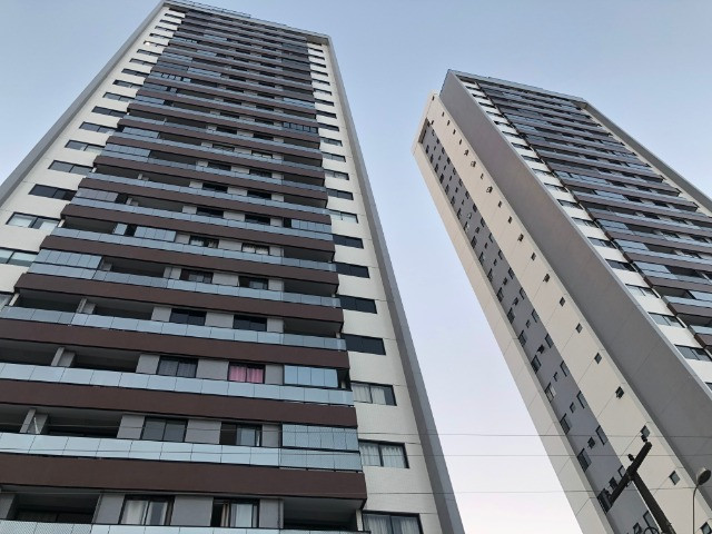 Apartamento com 2 Quartos no Bessa com Área de Lazer Completa - Andar Alto
