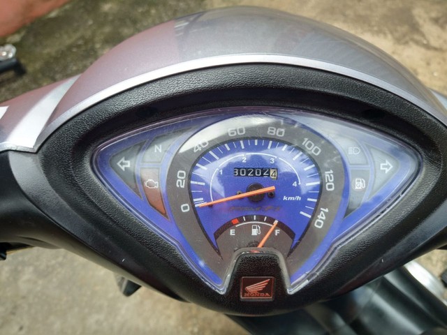 BIZ 2015 125 COM PARTIDA ELÉTRICA