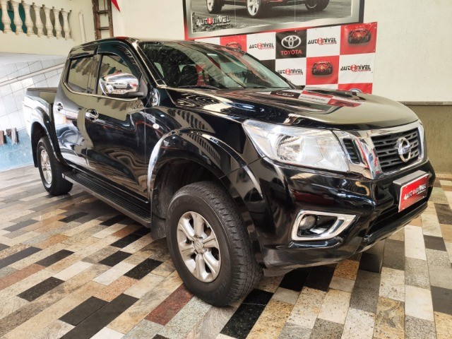 NISSAN FRONTIER SE AT 4X4