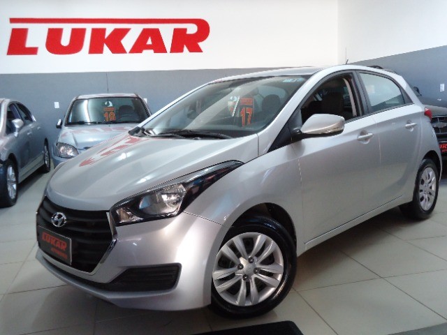 HYUNDAI HB20 COMFORT PLUS 1.0 12V FLEX 4 PORTAS PRATA COMPLETO