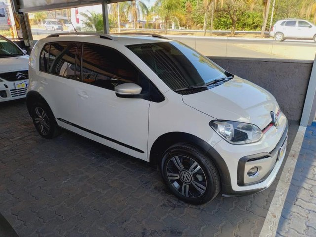 VOLKSWAGEN UP CROSS MDV