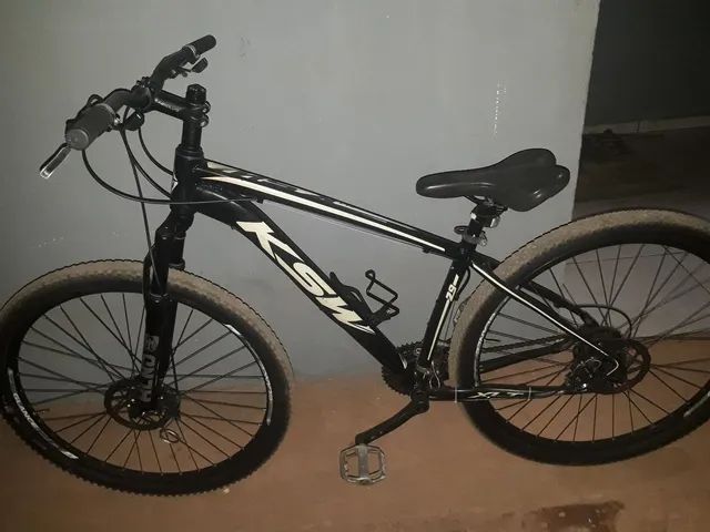 Troco por bicicleta aro 29 ou vendo 