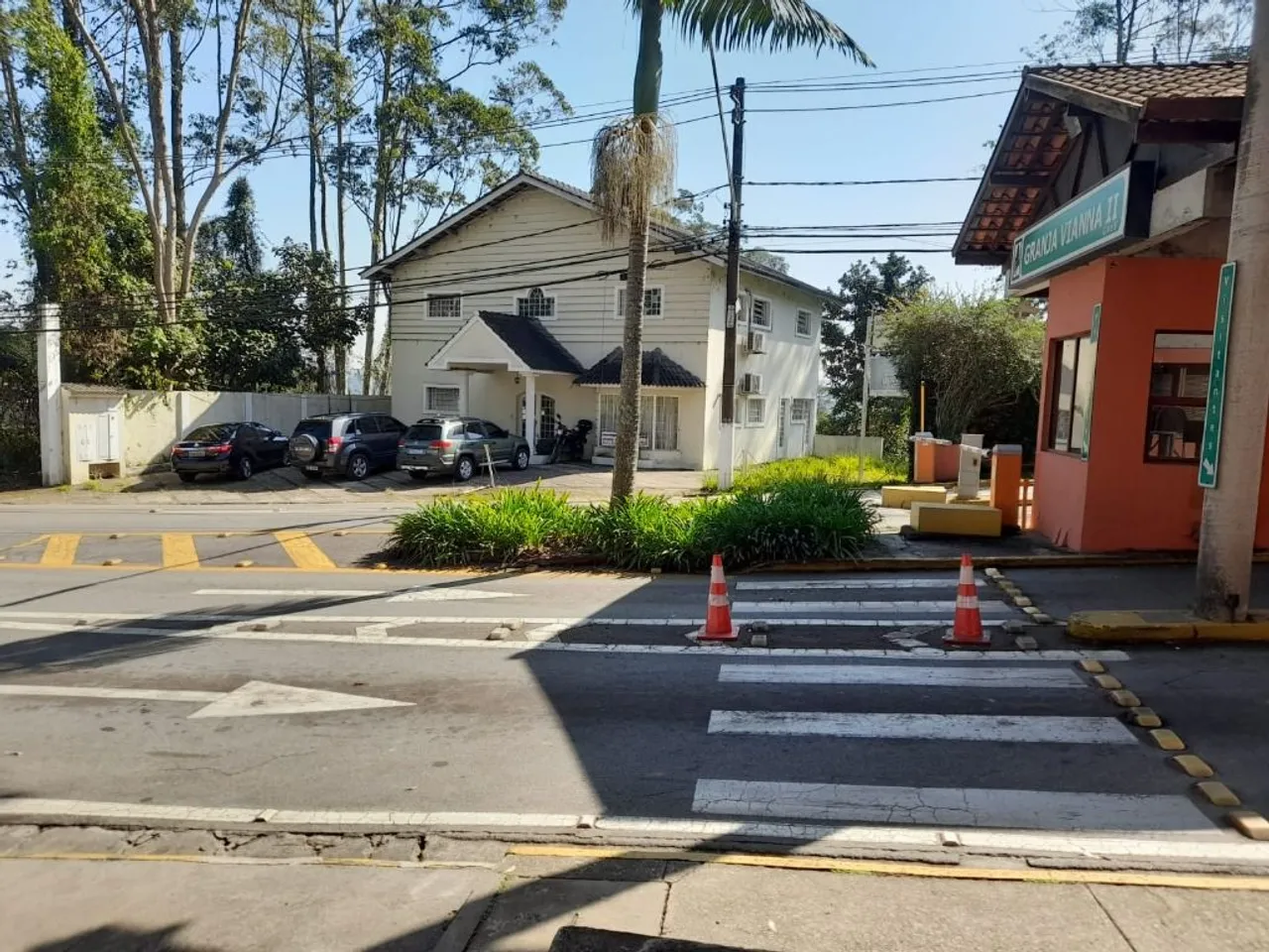 Prédio à venda, 228 m² por R$ 1.940.000,00 - Granja Viana - Cotia/SP
