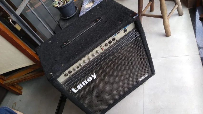 Amplificadot Laney RB - 3