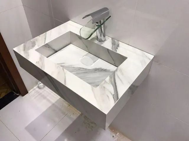 Pia, nicho, prateleiras, ilha, bancada, etc... Tudo em porcelanato  - Foto 5