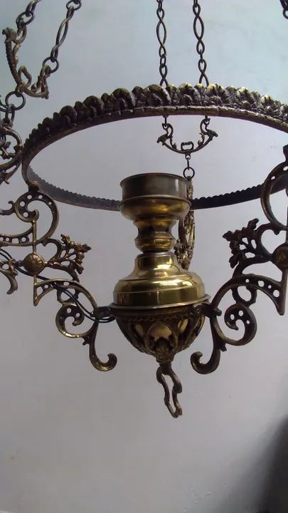 Lustre de  bronze Antigo   cúpula 