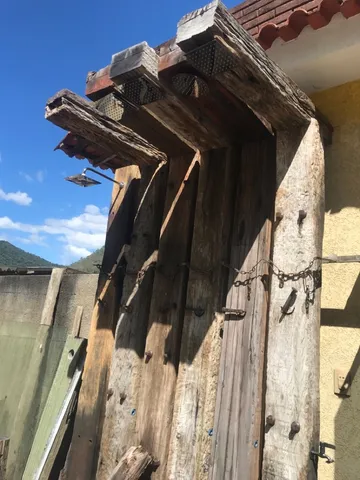 Chuveirao de madeira rustica