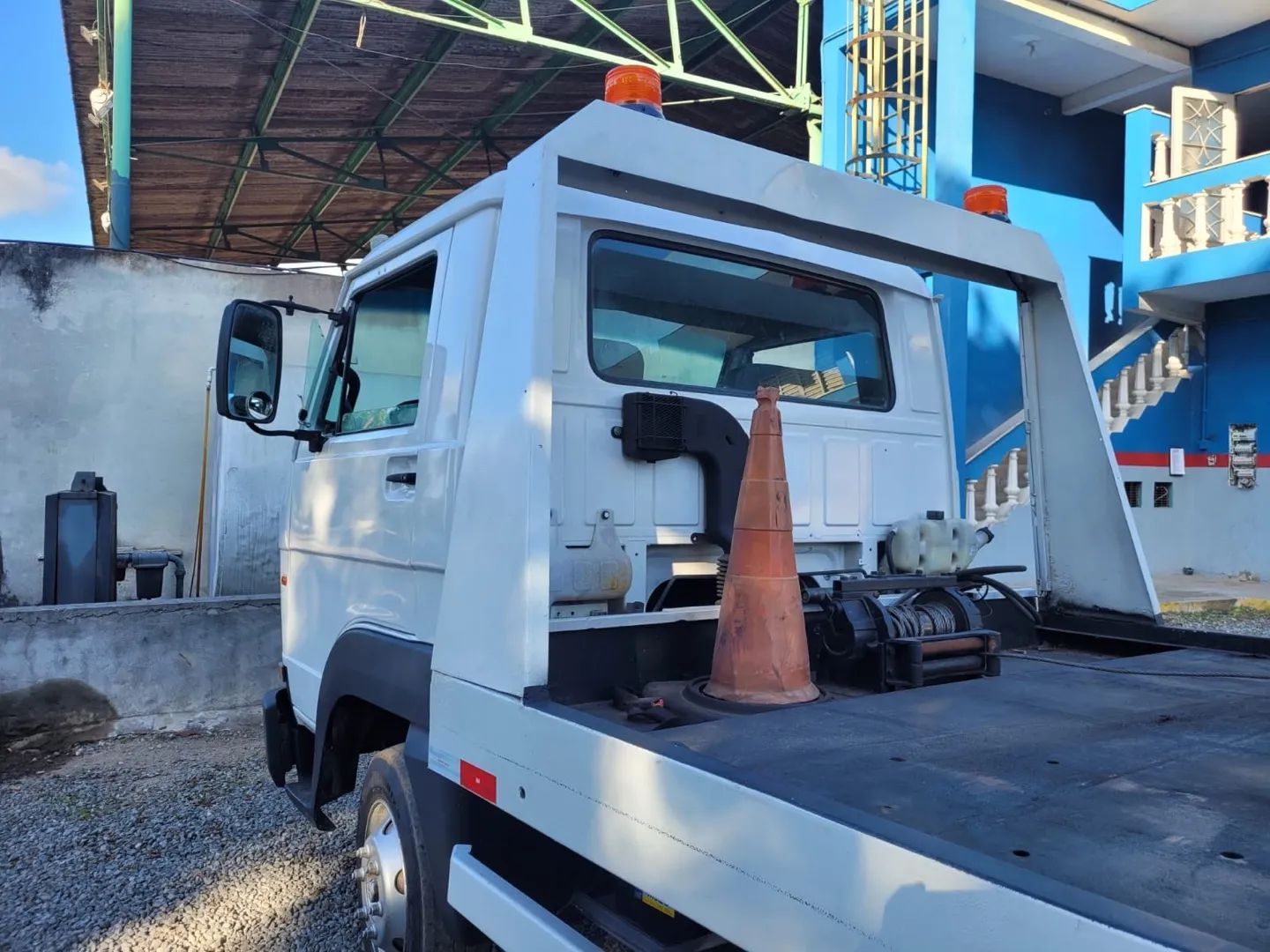 Caminhão guincho plataforma Volks 8.150 2011 - Foto 7