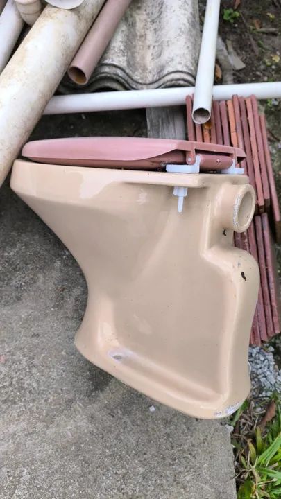 Conjunto de pia e vaso para banheiro marrom - Foto 2