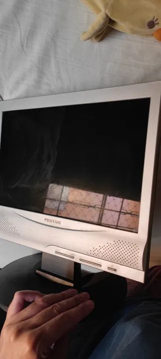 Monitor LCD Positivo Lbm 1560w Usado - Foto 3