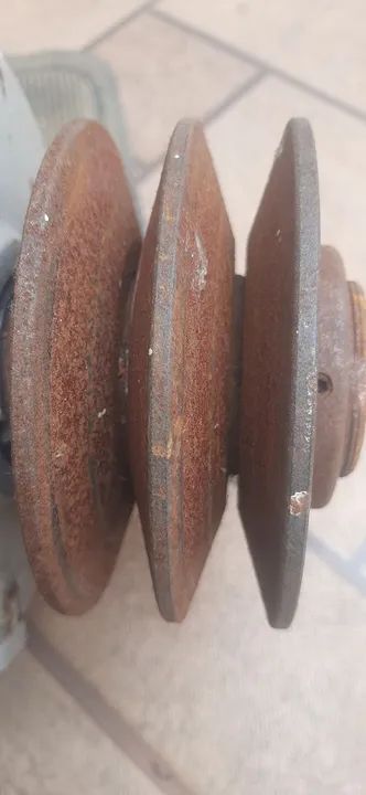 Motor de indução trifásico Eberle - Foto 4