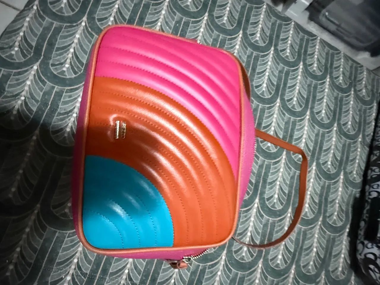 Bolsa de Ombro Colorida Arezzo - Foto 2