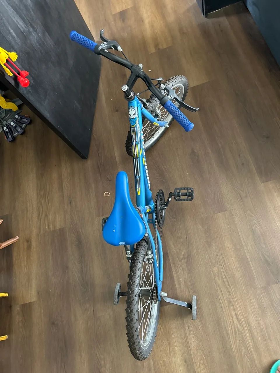 Bicicleta infantil aro 20 - Foto 4