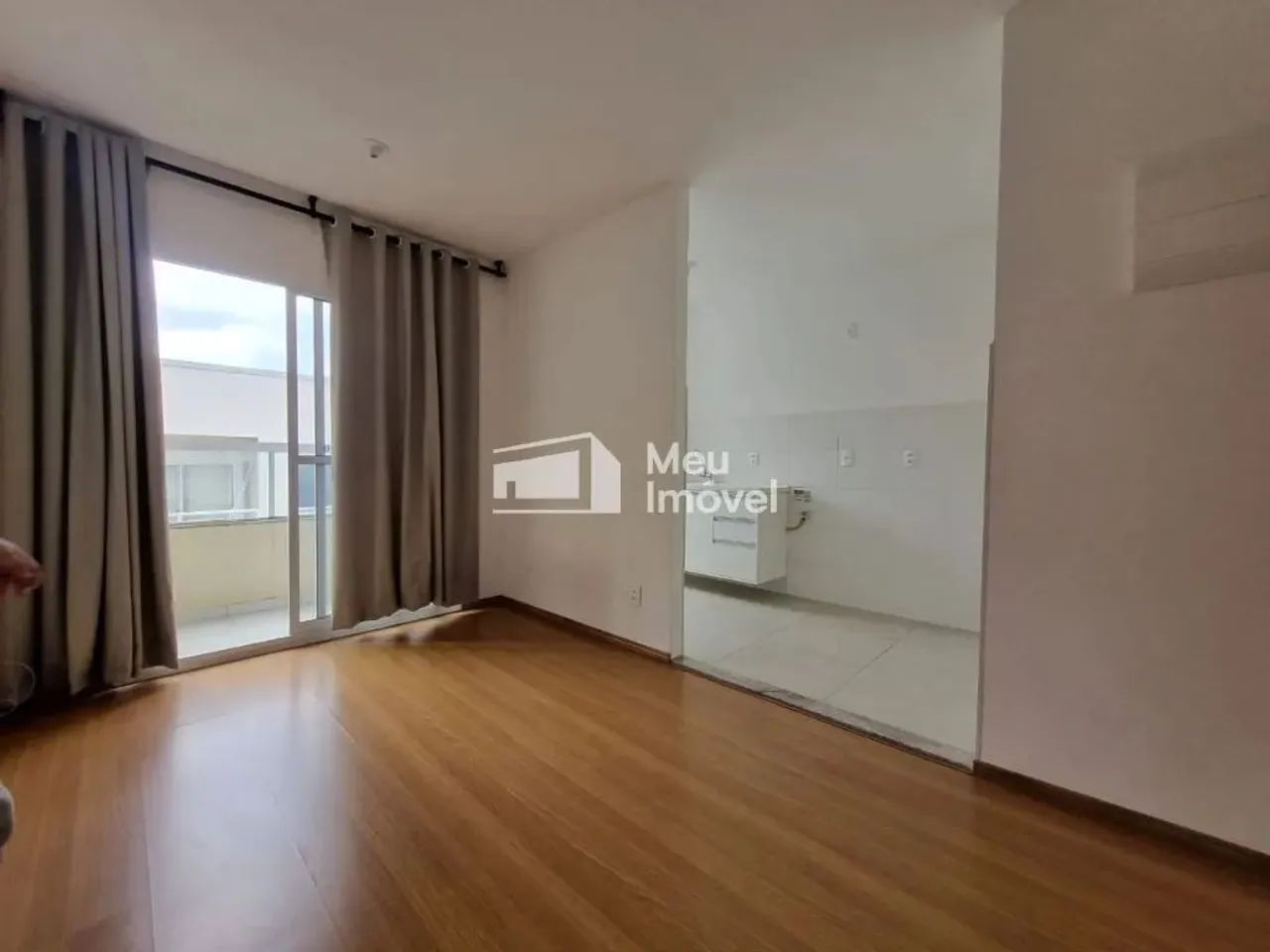 LUC Aluga Apartamento - 44m² -  2 Quartos com Sacada - Jardim Sul - São José dos Campos